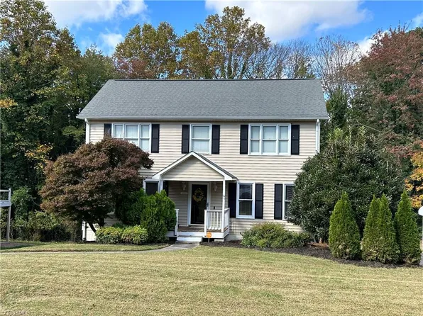 4008 Caspian Way Ct, Winston Salem, NC 27127