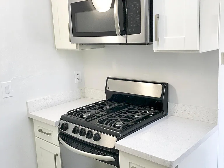 351 Chestnut Ave — Photo 4
