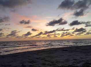 8504 Heron Lagoon Cir, Sarasota, FL 34242