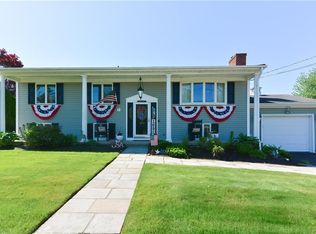 456 Chestnut St, Bristol, RI 02809