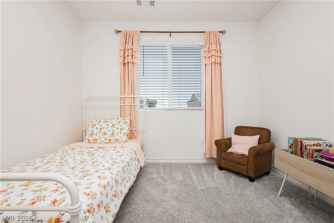 3 bed, 2.5 bath, 1475 sqft, $2,250 — Photo 2