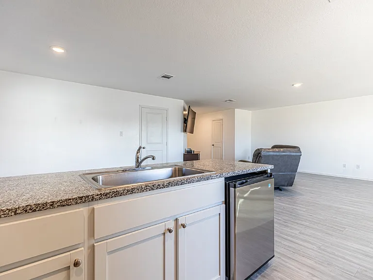 4310 Fluvial Cir — Photo 12