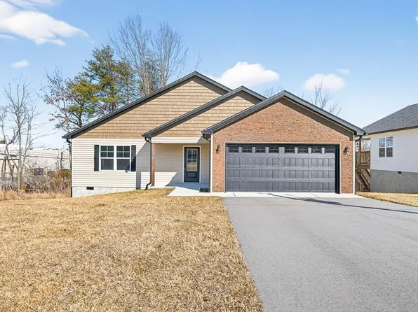 158 Sky View Meadow Dr, Crossville, TN 38555
