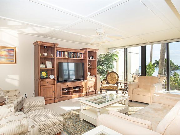 4th image of 1840 Tarpon Ln APT D106