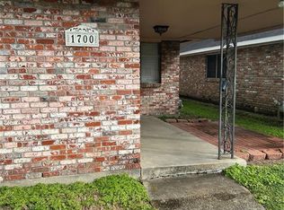 1700 Richland Rd, New Orleans, LA 70114