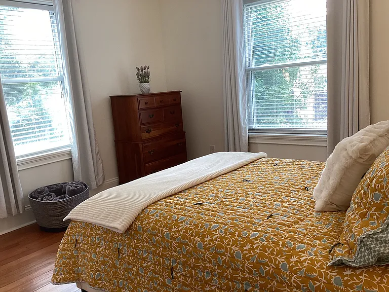 422 Altamont Rd — Photo 5