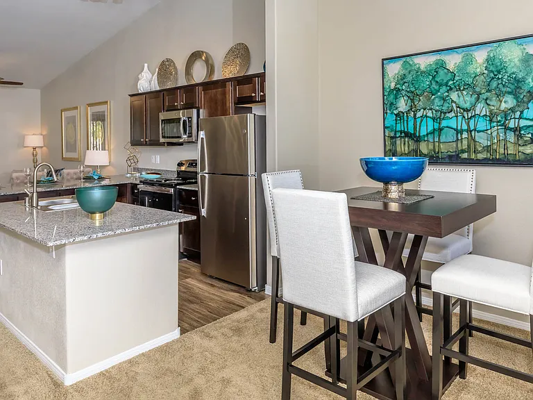 1e1/1f1 928 SQFT 1 Bed 1 Bath