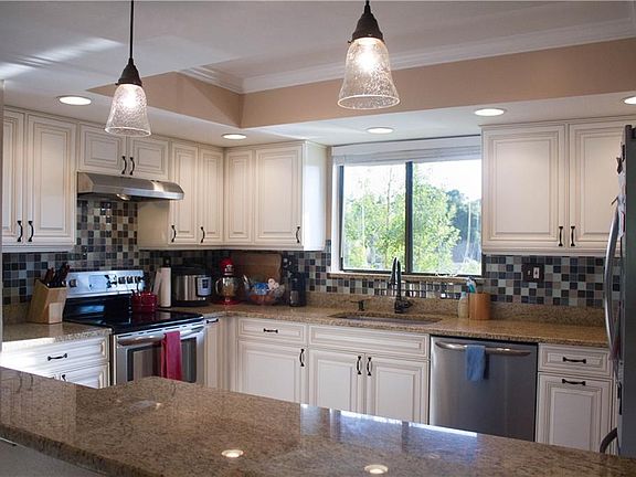4th image of 10735 Village Club Cir N APT 204