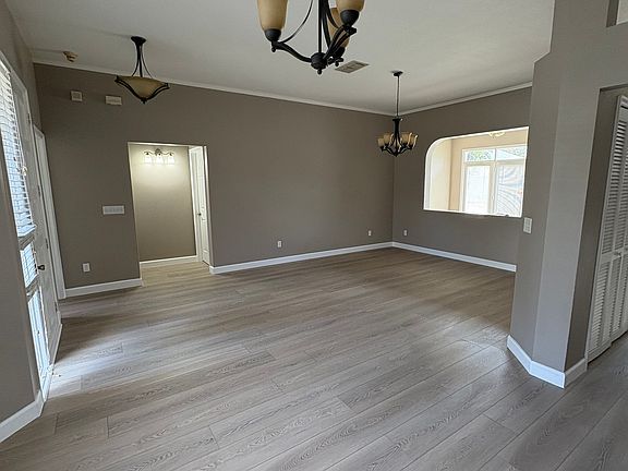 2nd image of 14842 Faversham Cir