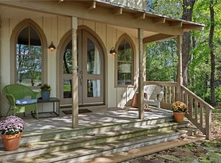 111 Park Pl, Irvington, VA 22480