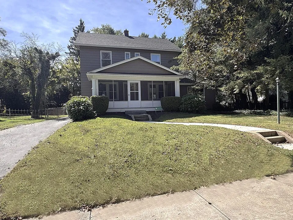 3437 Pelham Rd
