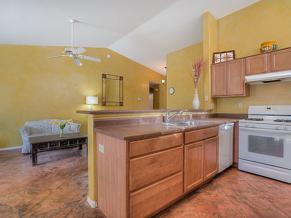 5th image of 8921 E Copper Valley Ln