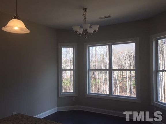 5th image of 200 Hawkesburg Dr #45