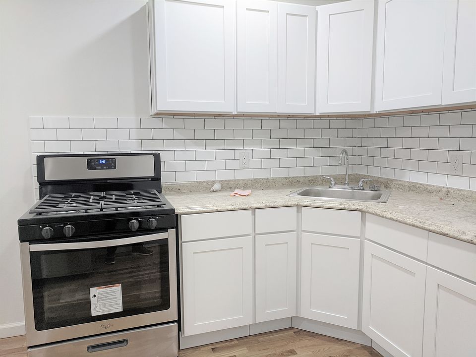 2nd image of 514 Fairview Ave #2D
