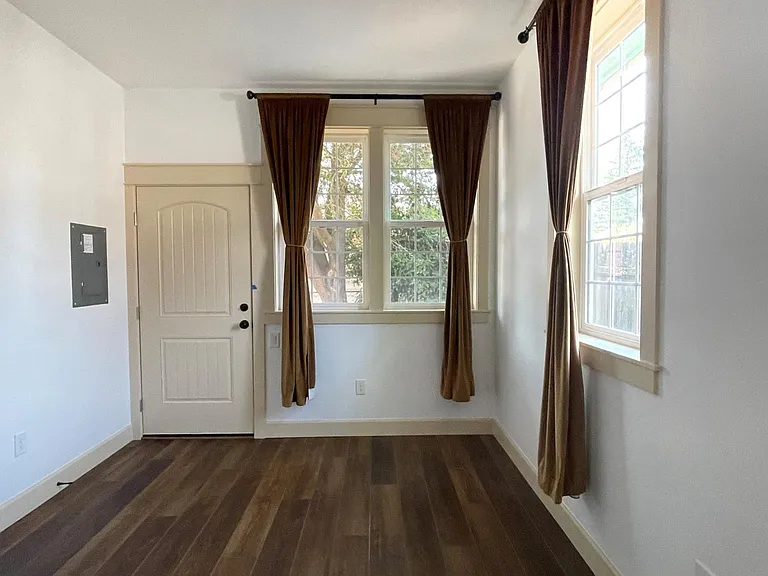 514 NW 45th St — Photo 17