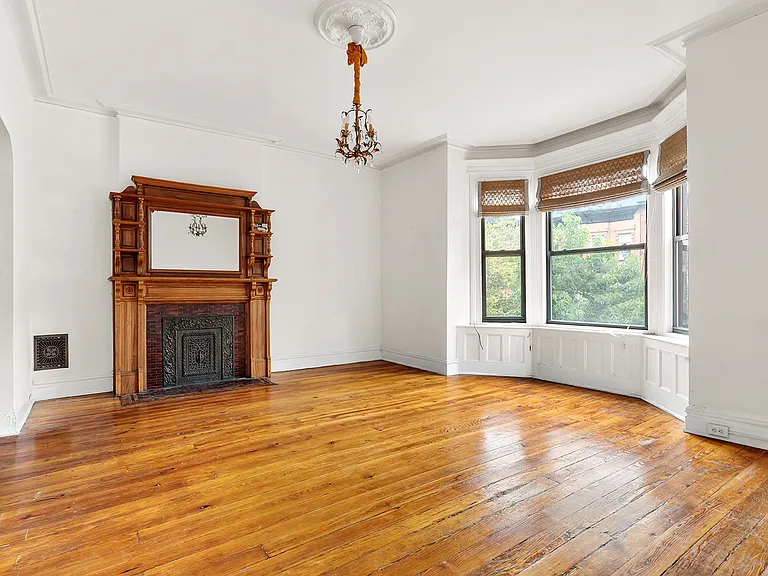 145 Halsey St #3 — Photo 7