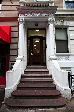 2nd image of 213 W 85th St