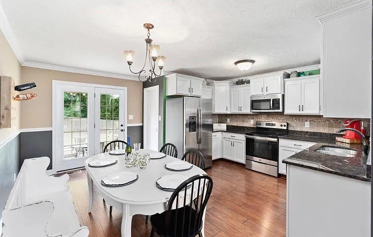 1257 Eagles View Dr — Photo 3