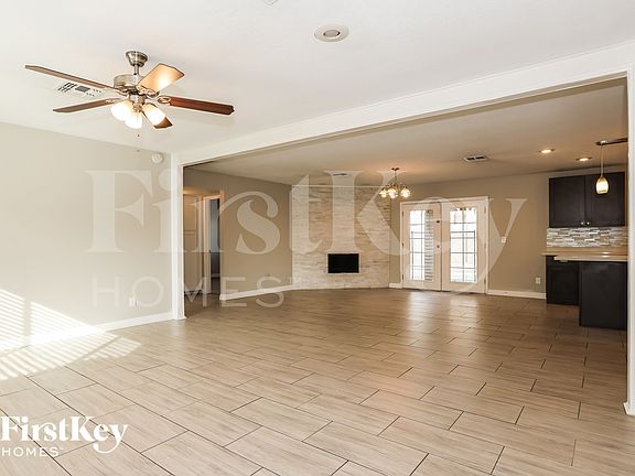 2nd image of 4818 W Christy Dr