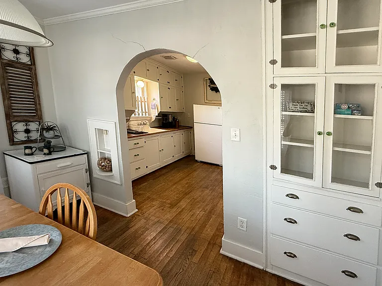 211 N University Blvd — Photo 5