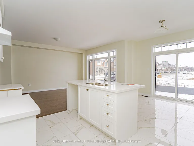 31 Garland Ave — Photo 17