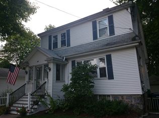 49 Ansonia Rd, West Roxbury, MA 02132