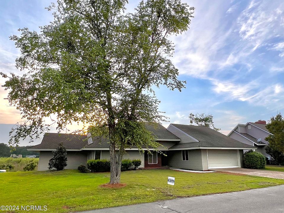 815 Castleberry Court, Vass, NC 28394 Zillow