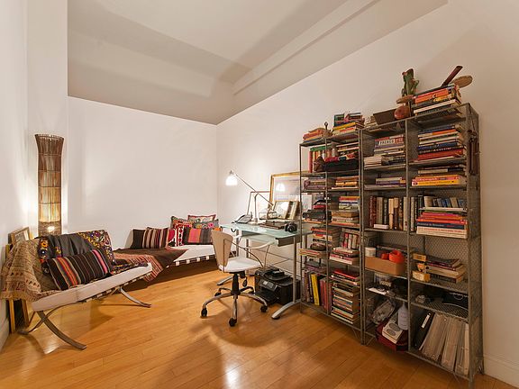 4th image of 42-48 E 20th St #2-B