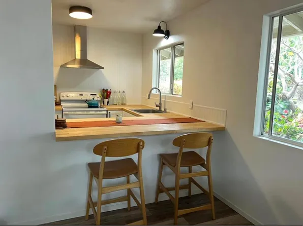 (undisclosed Address), Kailua Kona, HI 96740