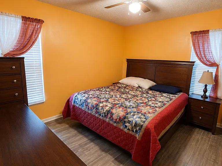 286 Massey Ave — Photo 4