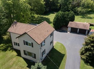 N55W26073 Richmond Rd, Lisbon, WI 53089