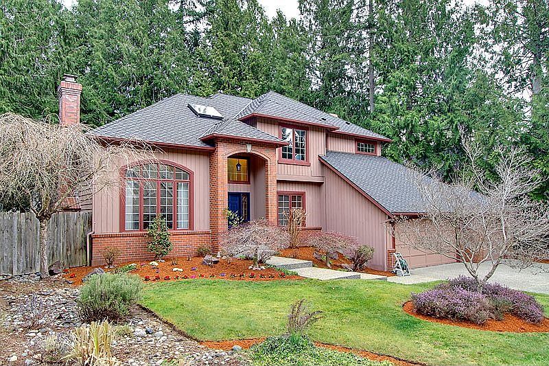 1st image of 24540 NE 11th St