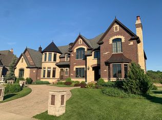 5N145 Prairie Rose Dr, Saint Charles, IL 60175