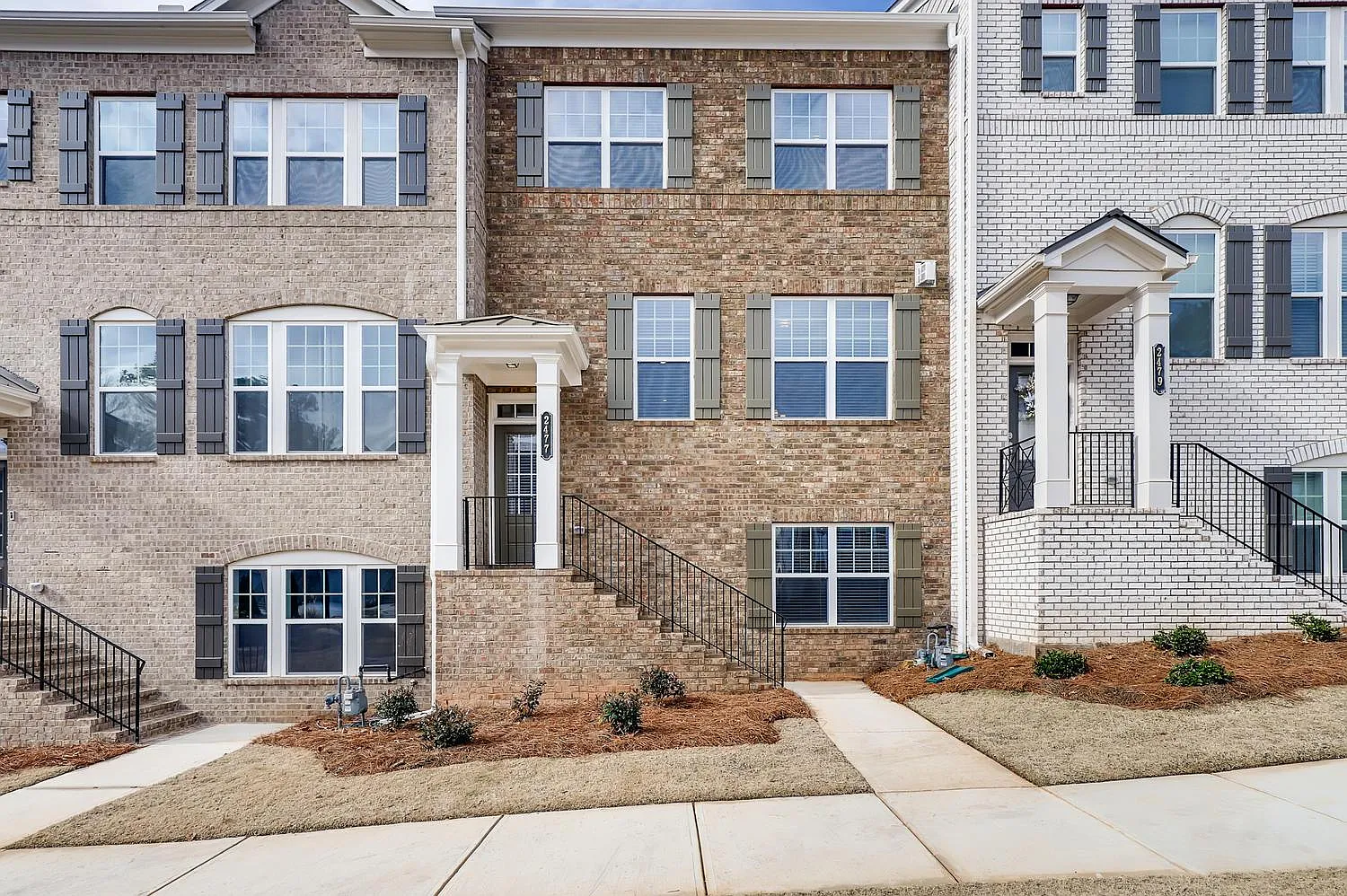 2477 Georgetown Ave — Photo 1