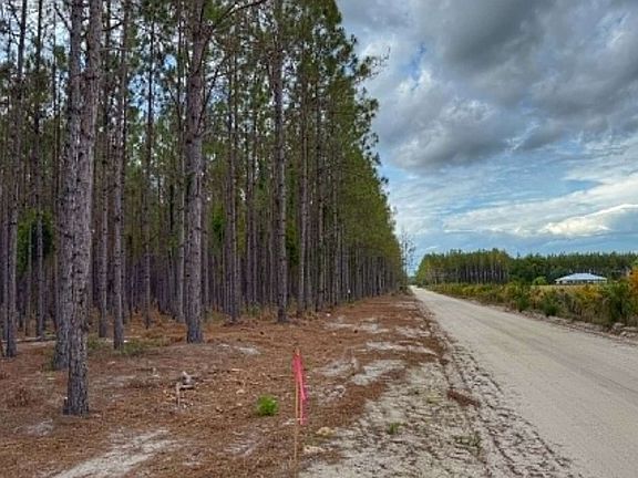 4th image of SE Pearl Fletcher Rd