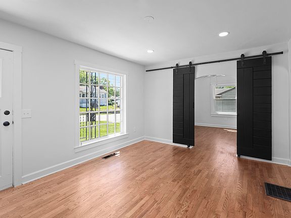 2nd image of 222 Stevenson Dr