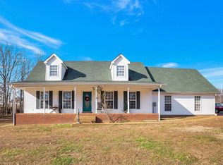 105 Charles Ct, Dickson, TN 37055