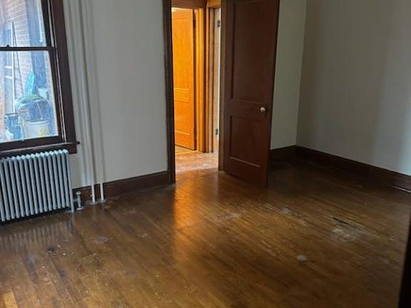 4th image of 29 W Middle St #2