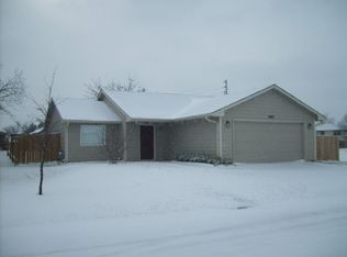 5807 E Pembrook Cir, Wichita, KS 67220