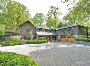 135 Saw Mill Rd, Kinnelon, NJ 07405