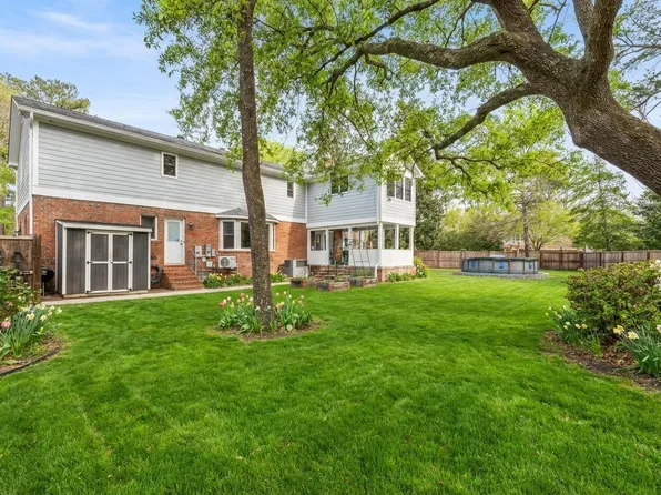 103 Endicott St, Summerville, SC 29485