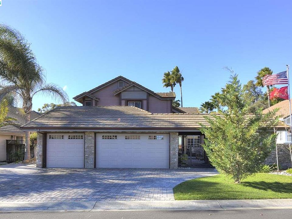 1st image of 2132 Saint Andrews Ct