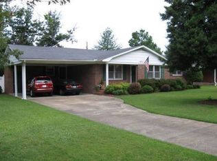 1085 Circle Dr, Union City, TN 38261
