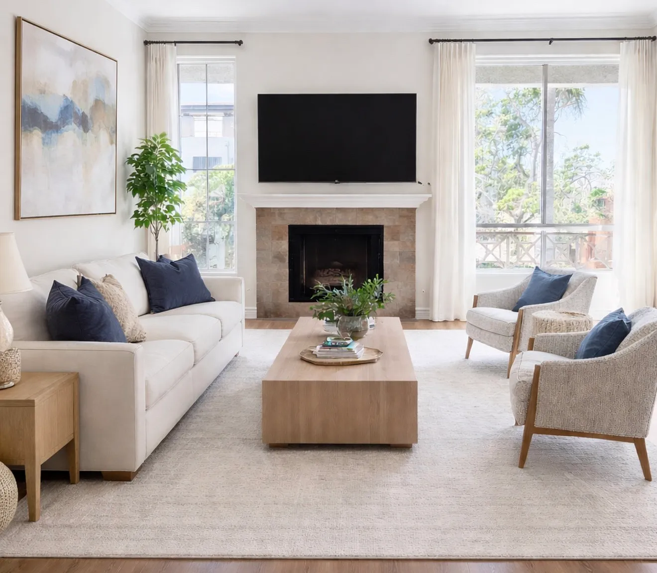 Detroit Luxe Apartments — Photo 1