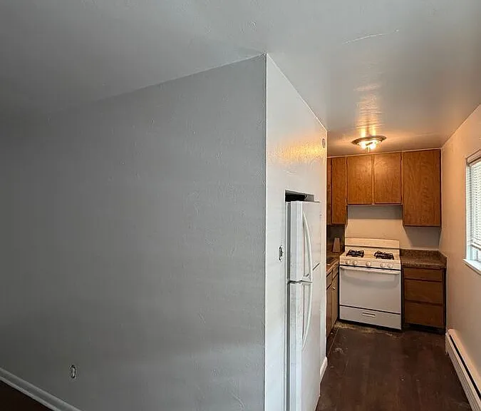 1740 W Mosier Pl #24 — Photo 3
