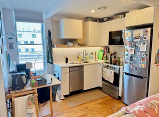 996 Carroll St #3F, Brooklyn, NY 11225