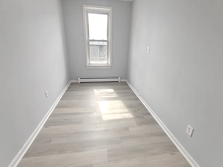 317 Market St #1 — Photo 4