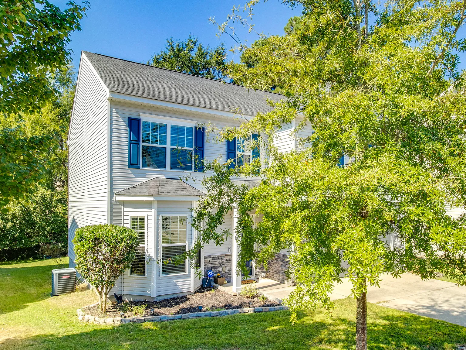 456 Edenhall Drive - 1 — Photo 3