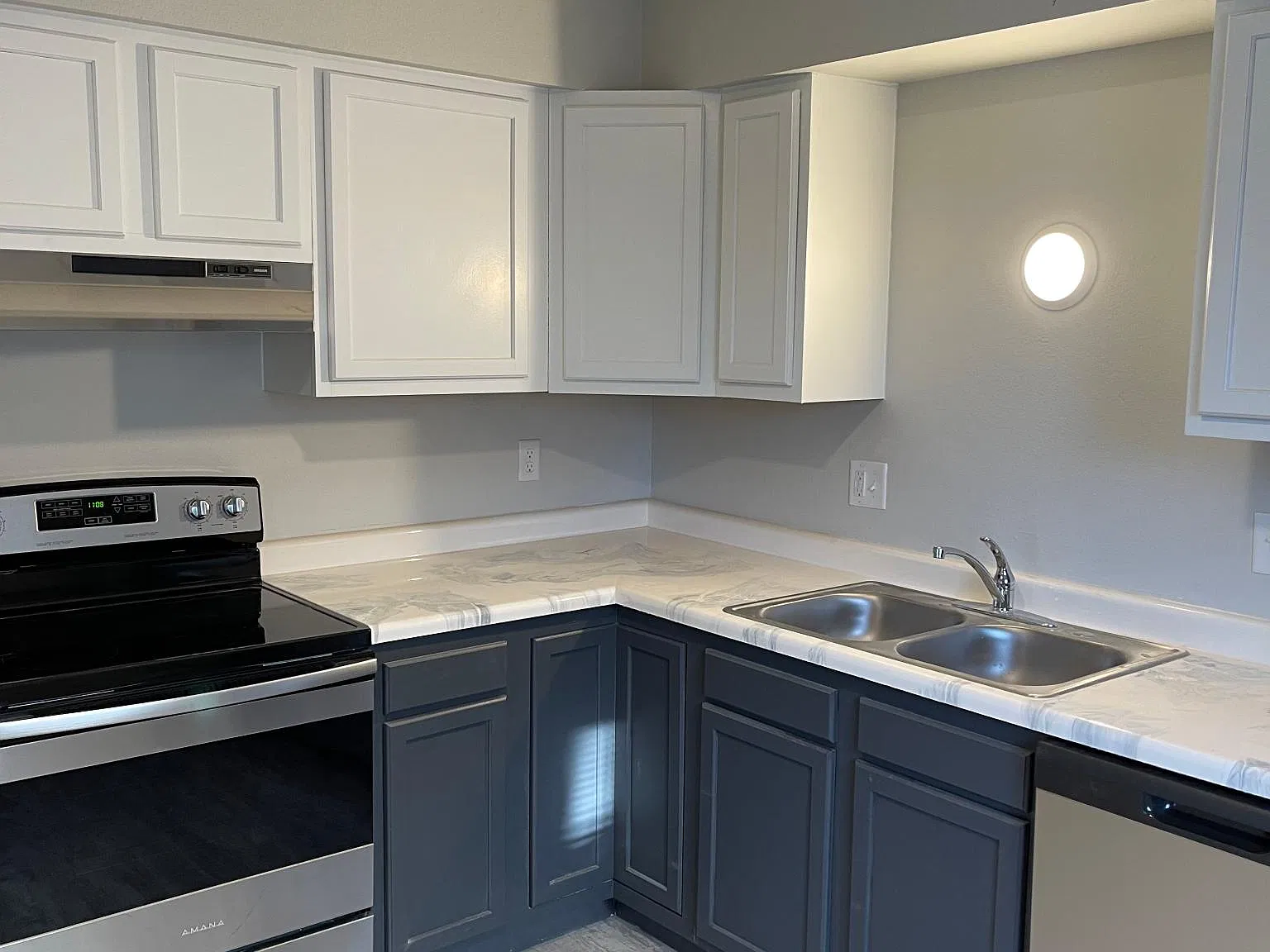 3 bed, $1,855 — Photo 3