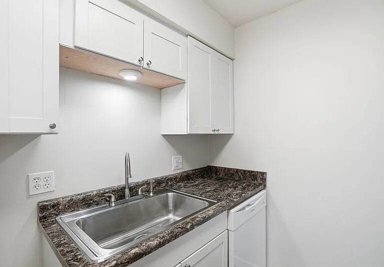 3106 E 27th Ave #205 — Photo 13